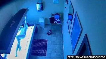 Filmare Facuta Pe Ascuns Cu O Fata Ce Se Masturbeaza In Solar