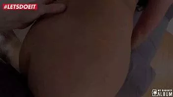 Pornofemei Futute In Gura Si In Pasarica De Un Fotograf