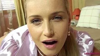 Futai Frumos Cu O Doamna Blonda Superba