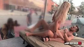 Sex In Centrul Orasului Cu O Tarfa Amatoare