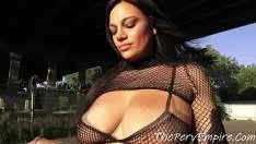 Mama in colanti cu gaurele face filme xxx cu un barbat