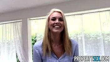 Blonda Cu Tatele Mici Si Parul Mare La Pizda Te Vrea In Ea Imediat