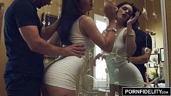 Vrea Sa Ii Rupa Pizda Si Sa Plece Acasa La Sotul Ei Cracanata