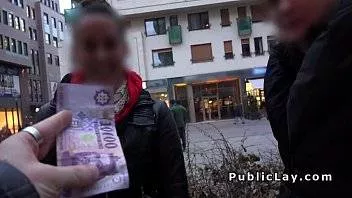 Vine Cu Tine Acasa Ca Doar I-Ai Dat Banuti Si Acum Este A Ta