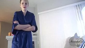 Vine Doar In Halat Si Este Putin Timida