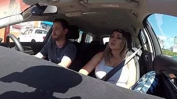 Fute O Femeie Tatoasa In Masina Ei
